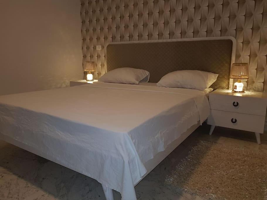 Lovely Apartment Near Tunis Mall - Lac2 تونس المظهر الخارجي الصورة
